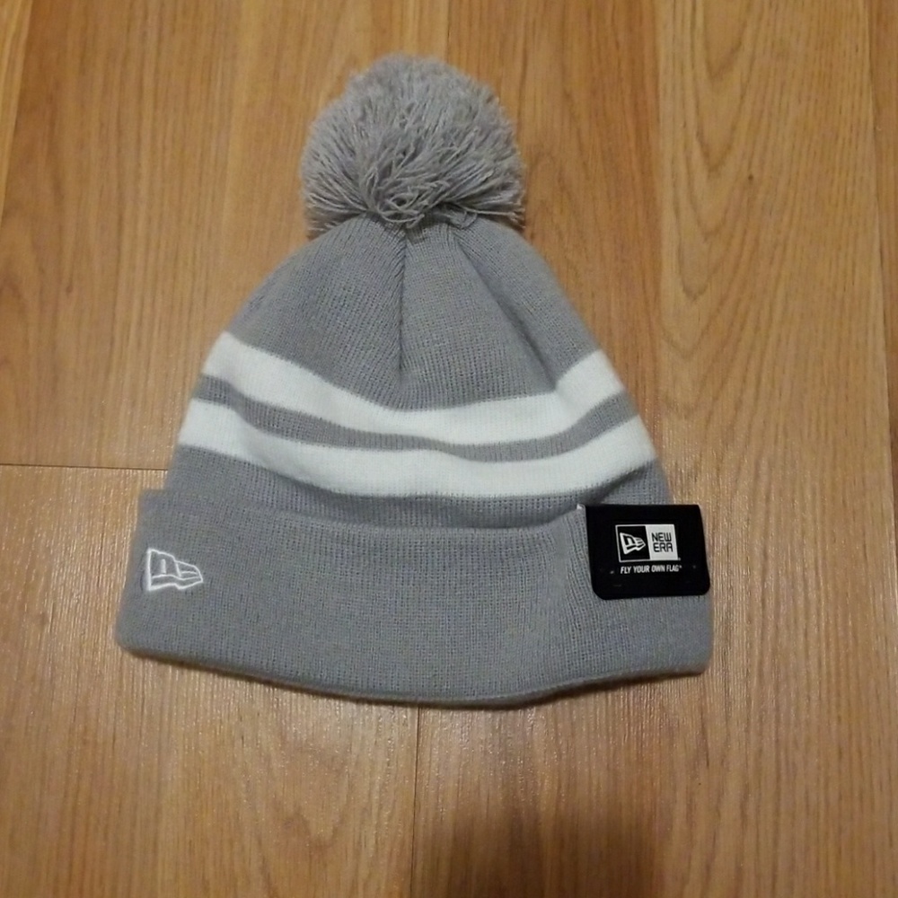 Girls winter hat - Picture 3 of 3